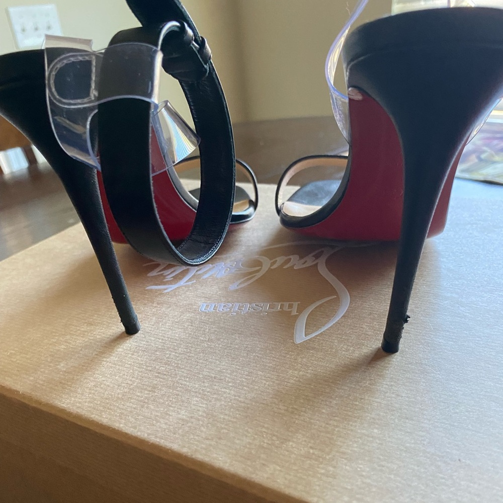 Jonatina Christian Loubs